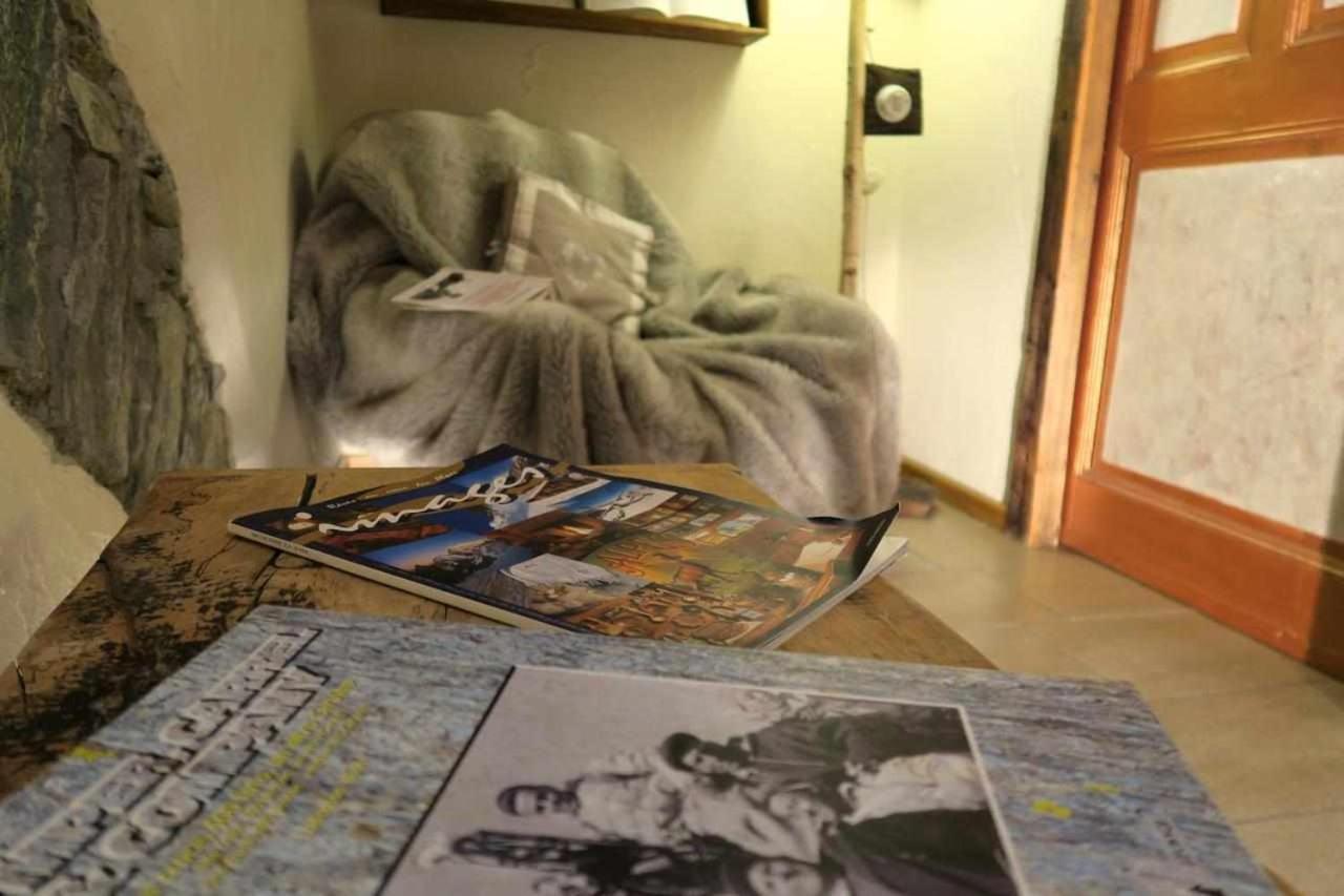 Romantica Suite Con Vasca Idromassaggio Aosta Exterior foto